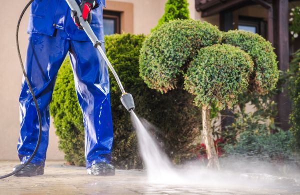 Driveway Cleaning in Charleston