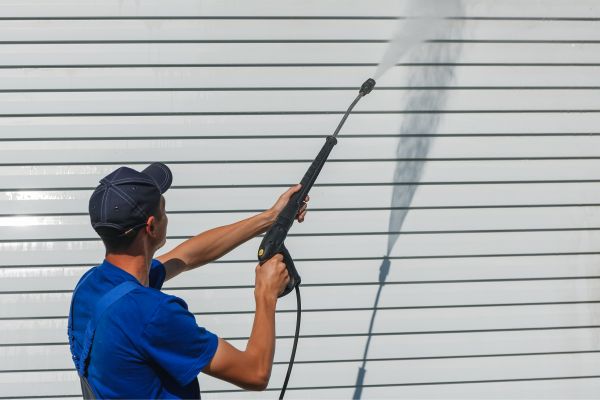 Siding Washing in Charleston