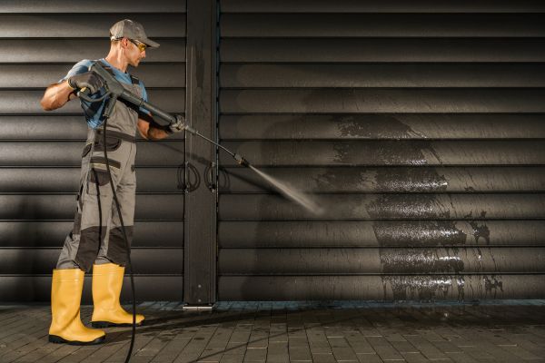 Garage Power Washing in Charleston
