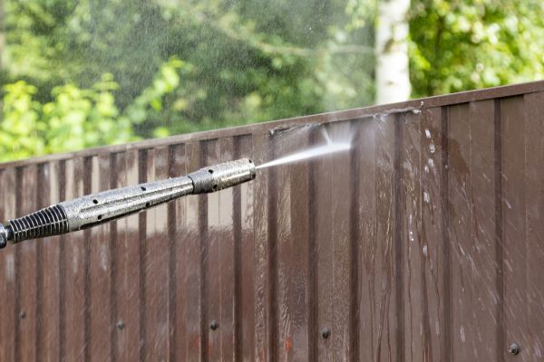 Vinyl Fence Cleaning in Charleston