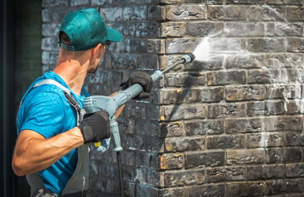 Brick Wall Cleaning in Charleston