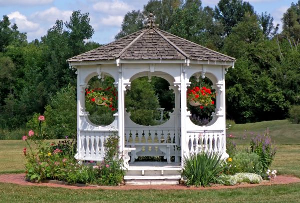 Gazebo Cleaning in Charleston