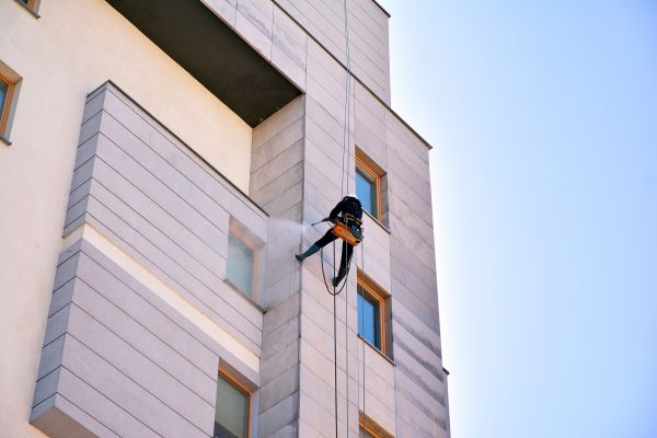 Apartment Pressure Cleaning in Charleston