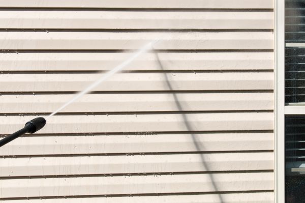 Apartment Power Washing in Charleston